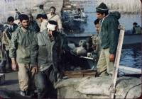 حمل مجروح با قایق
